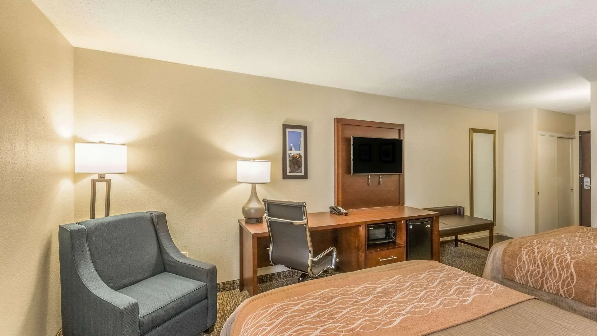 Comfort Inn Charlotte Airport Uptown