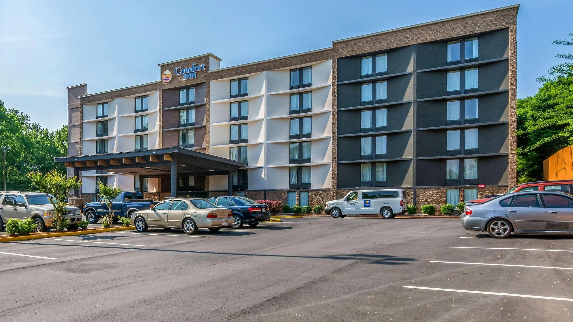 Comfort Inn Charlotte Airport Uptown 3*,